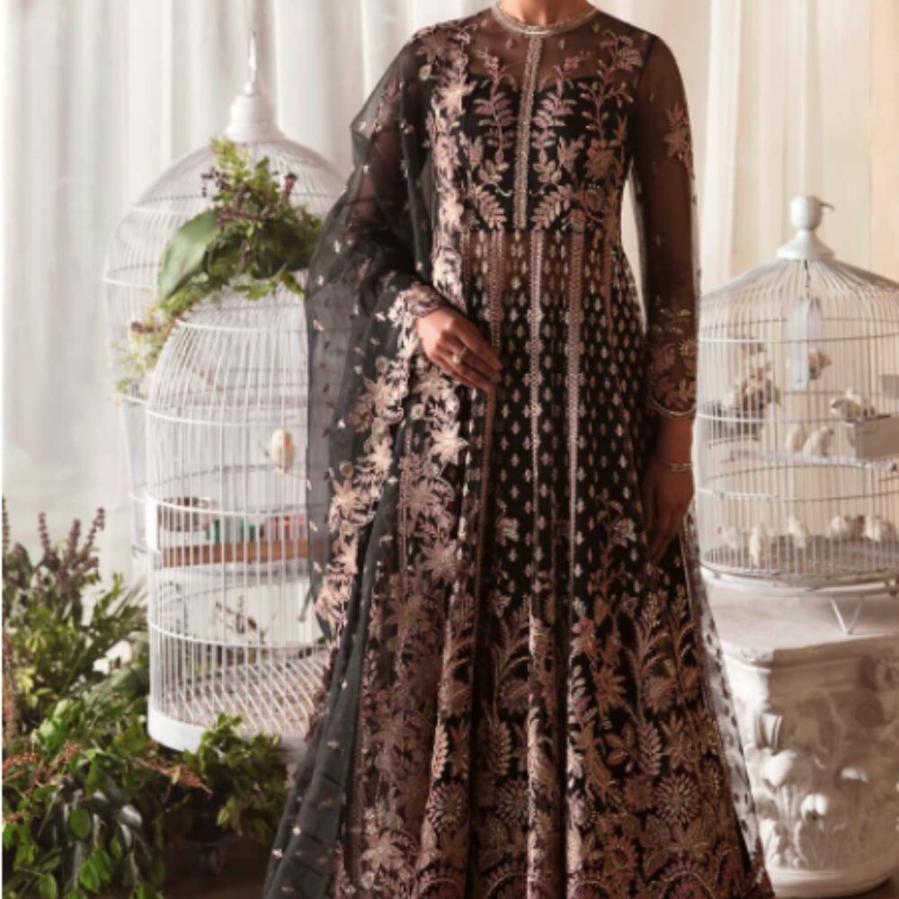 Afrozeh “Kaya” – Brand New Stitched Suit (Size XS)